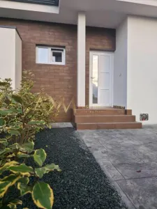 Vanzare 1/2 duplex 3 camere Mosnita Noua - foto 22