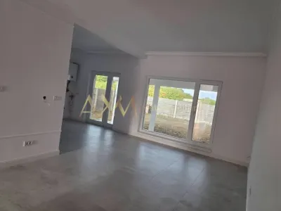 Vanzare 1/2 duplex 3 camere Mosnita Noua - foto 25